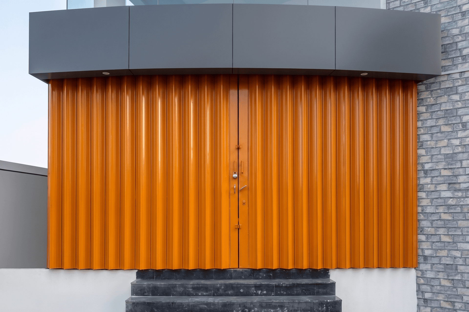 Industrial Garage Doors detail 2